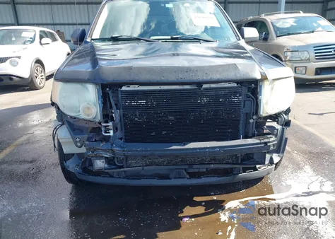 2008 Ford Escape Xls/Xls Manual from USA, damaged, VIN 1FMCU02Z38KC82837